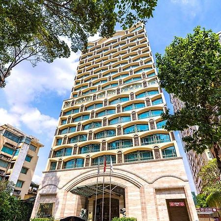 Sherwood Suites Хошимин Экстерьер фото