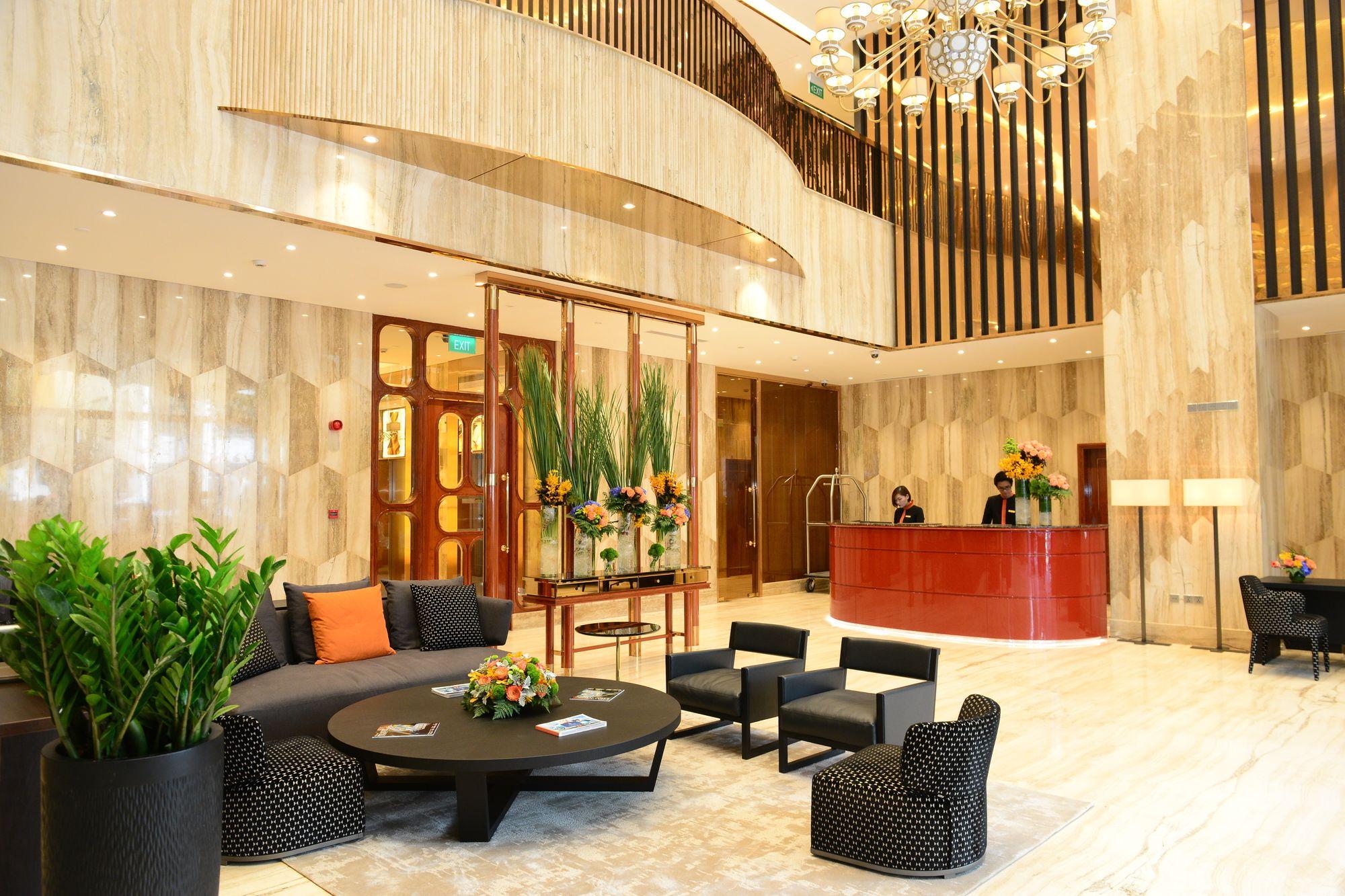 Sherwood Suites Хошимин Экстерьер фото