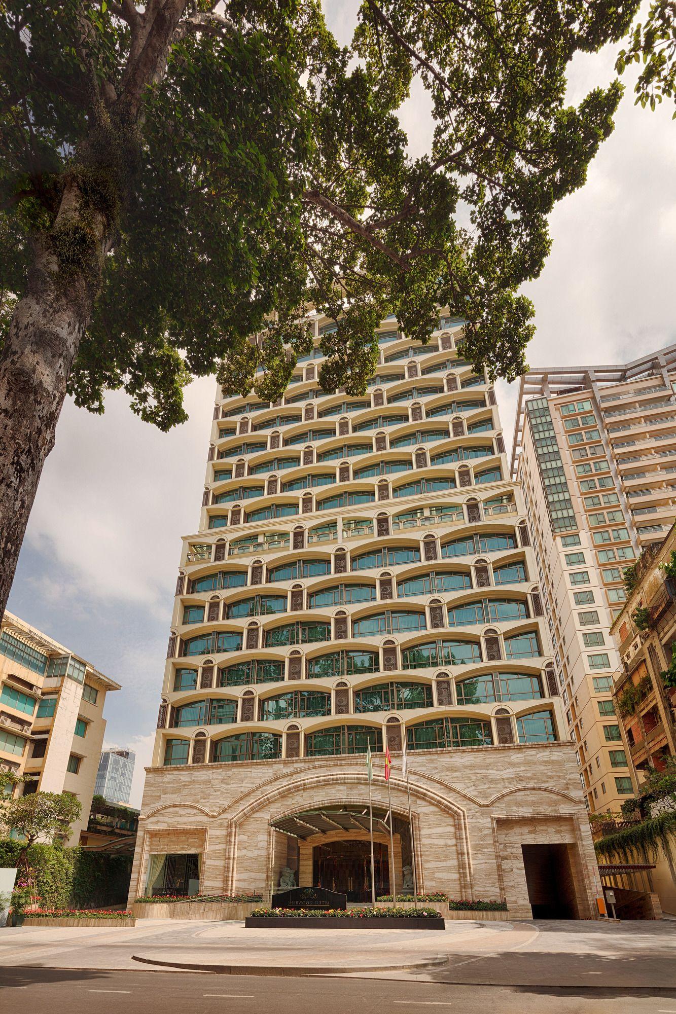 Sherwood Suites Хошимин Экстерьер фото