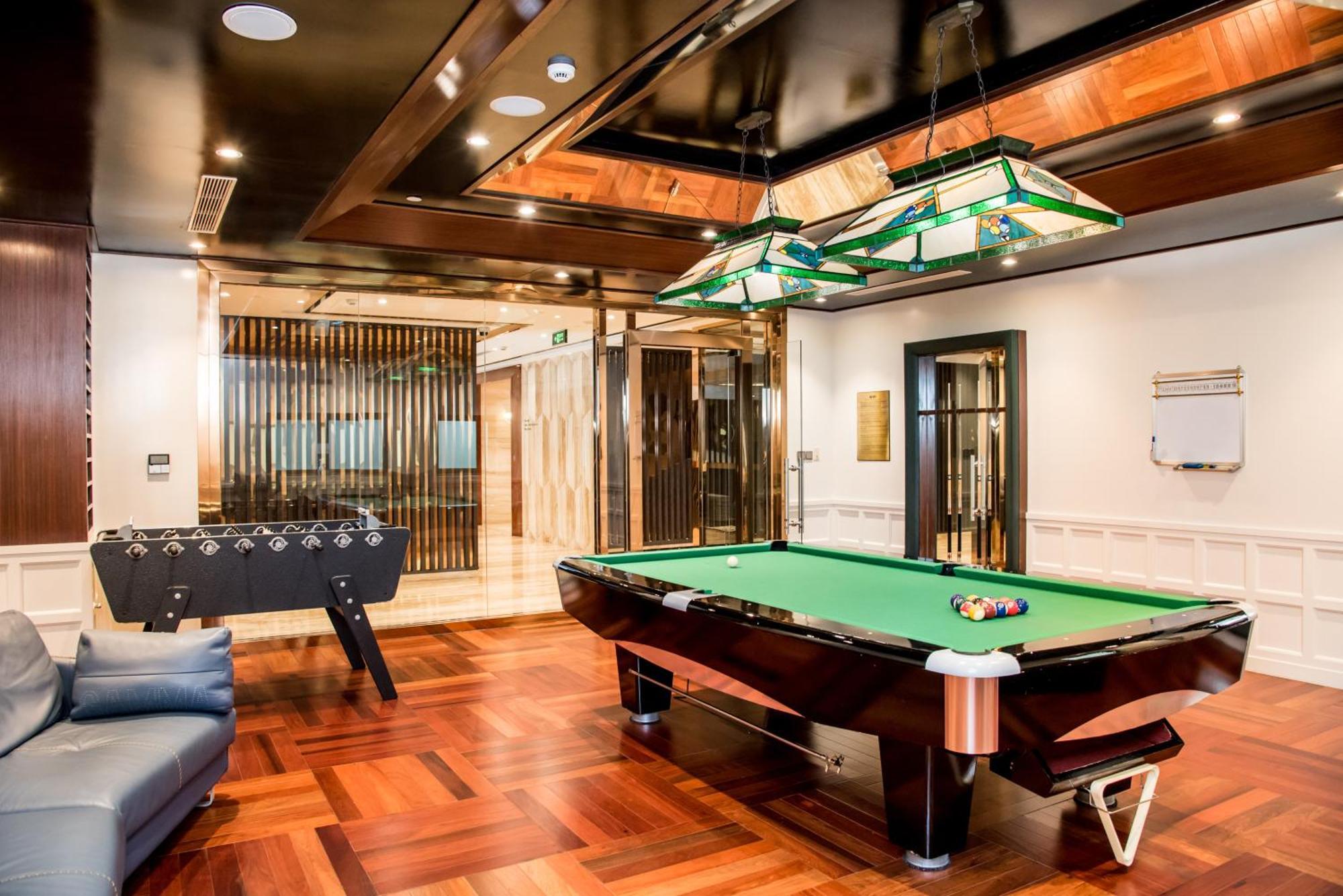 Sherwood Suites Хошимин Экстерьер фото