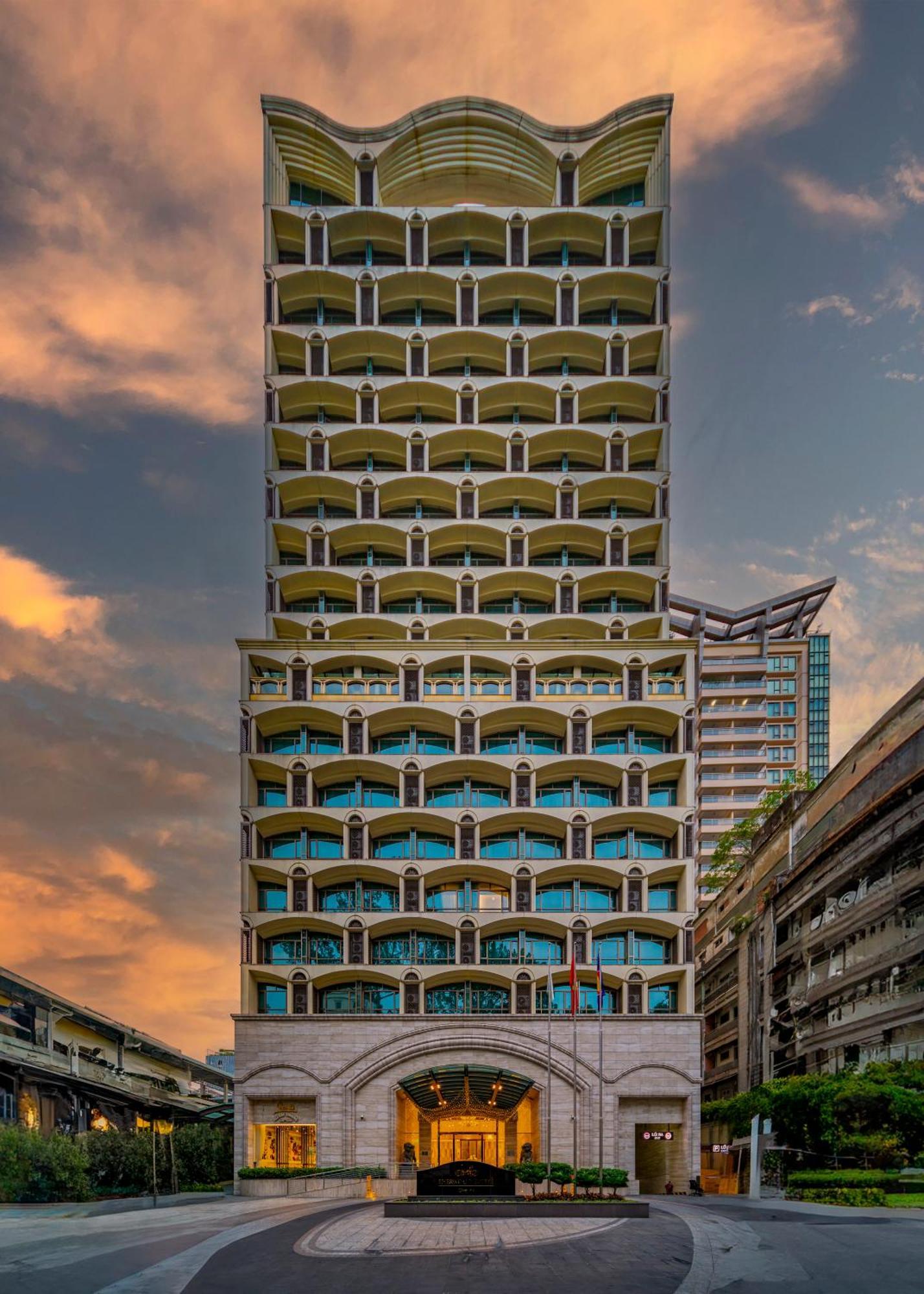 Sherwood Suites Хошимин Экстерьер фото